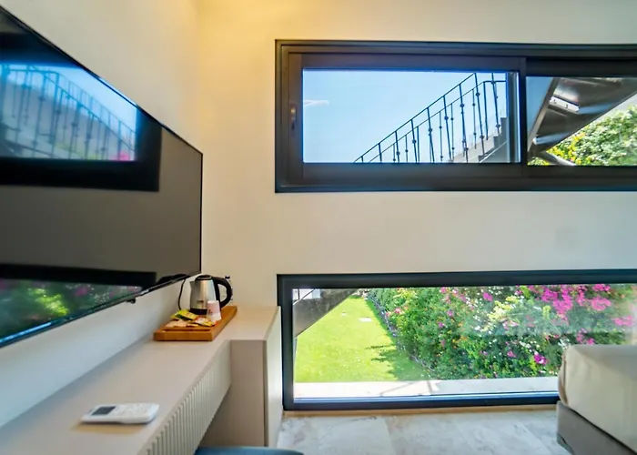 Bombien Yalıkavak Otel *